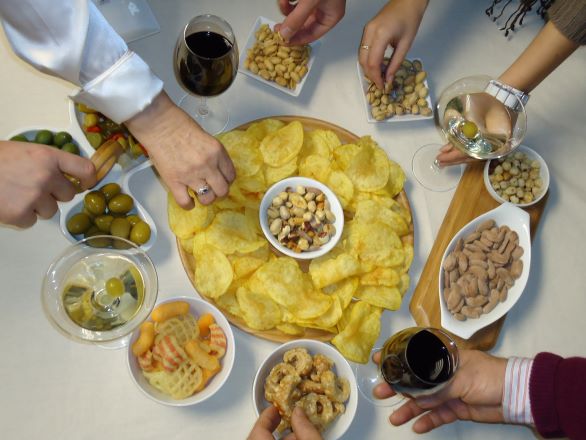 proveedores-aperitivos-madrid-mesa-aperitivos